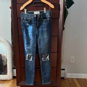 Free People Distressed Busted Knee Skinny Jeans 26 NWOT